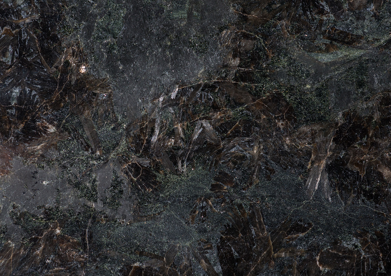 Green Ray (Green Pyroxenite) - View 1