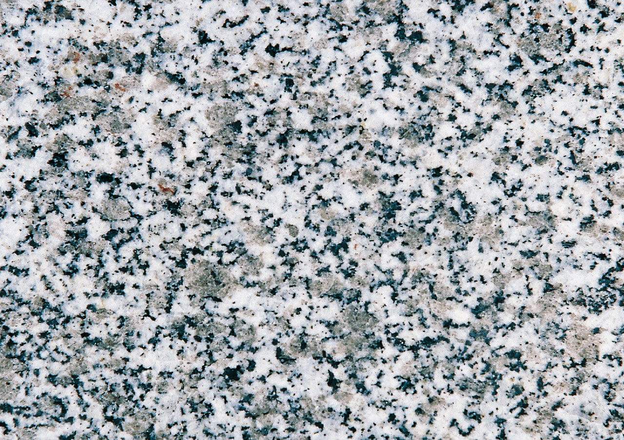 Grigio Tarn - View 1