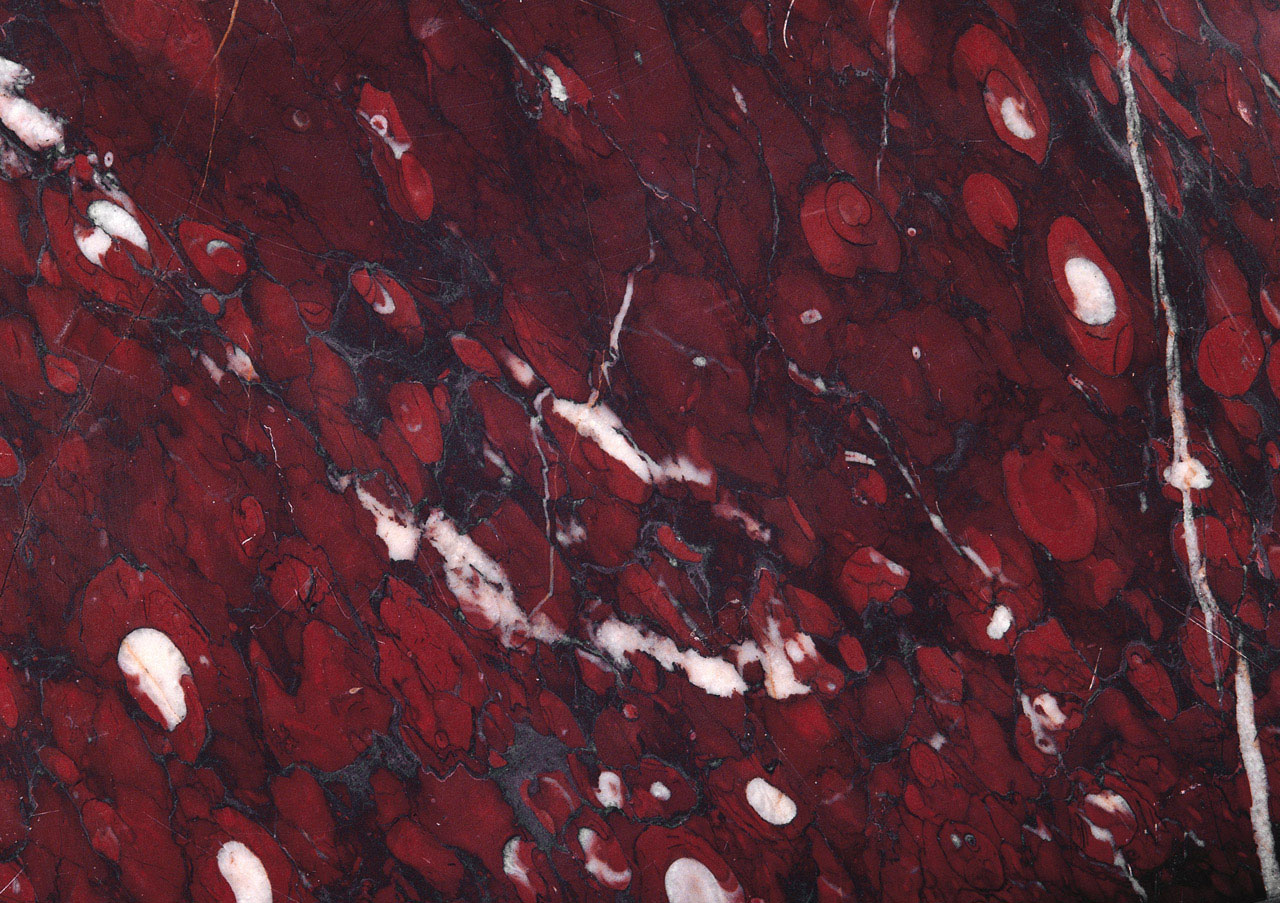 Rouge du Roy - View 1